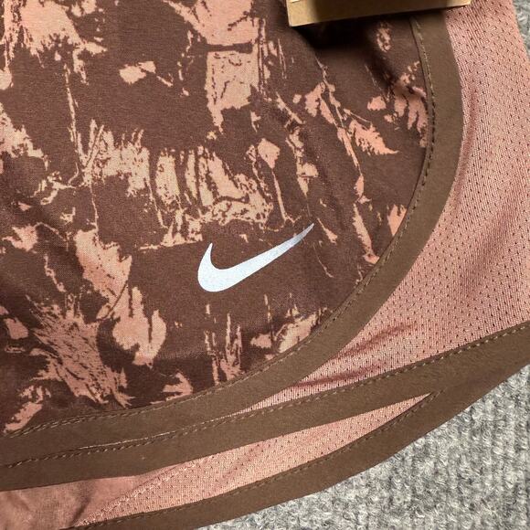 New Nike Size Small Tempo Printed Running Shorts Brown Elastic Waist Activewear - Picture 3 of 8